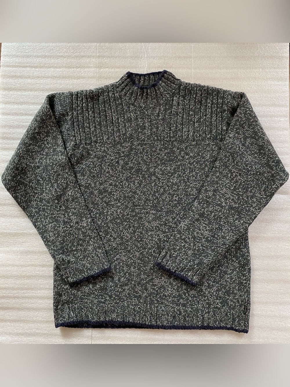 Vintage 2004 Timberland Wool Angora Sweater
Mens XL Gray Mock Neck Knit Heavy